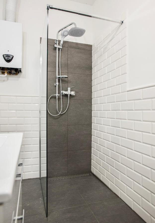 Ferienwohnung Apartament Delux 2 Legnica Ul. Kominka 16 Exterior foto